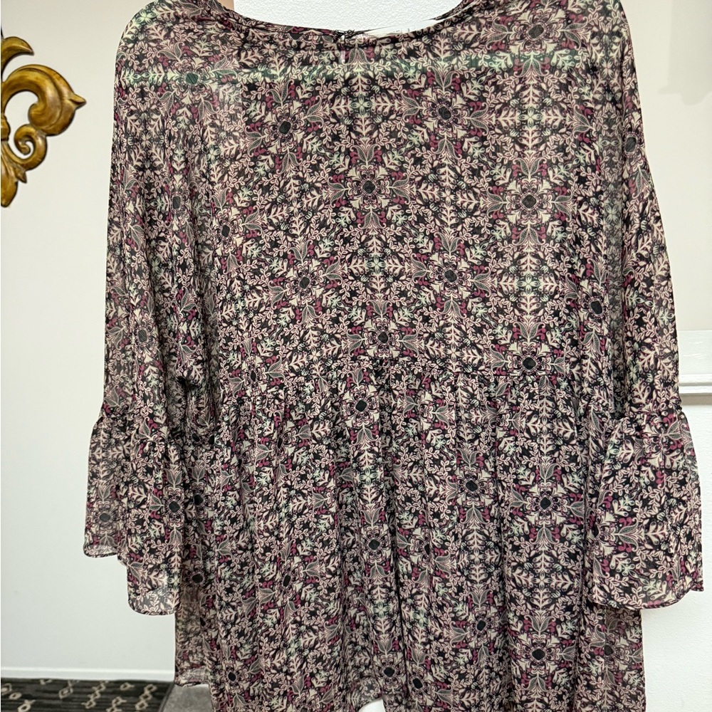 BCBGeneration Floral Patterned Women's Top